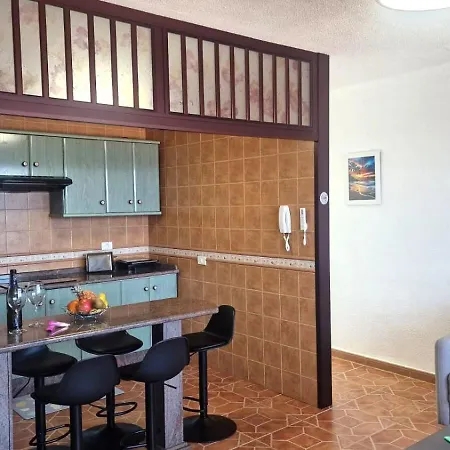 Bryan Ocean Views In Garachico