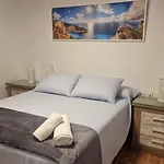 Bryan Ocean Views In דירה